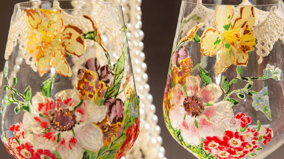 Чашата оживява – творческо ателие по стъклопис