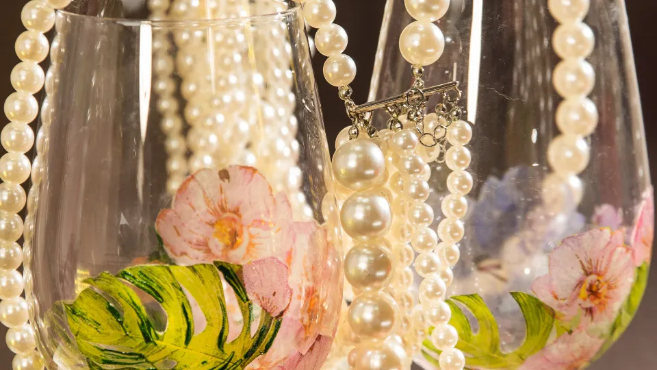 Чашата оживява – творческо ателие по стъклопис София