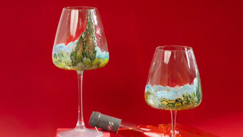 Чашата оживява – творческо ателие по стъклопис ваучер