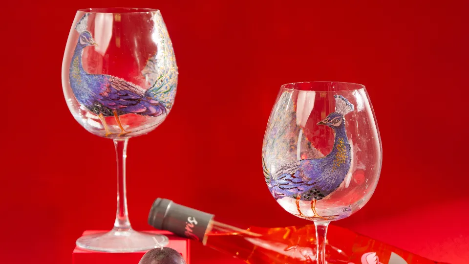 Чашата оживява – творческо ателие по стъклопис Творчество и нови умения