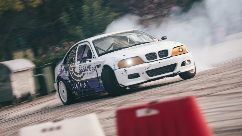 Дрифт Микс за един - возене и шофиране ваучер