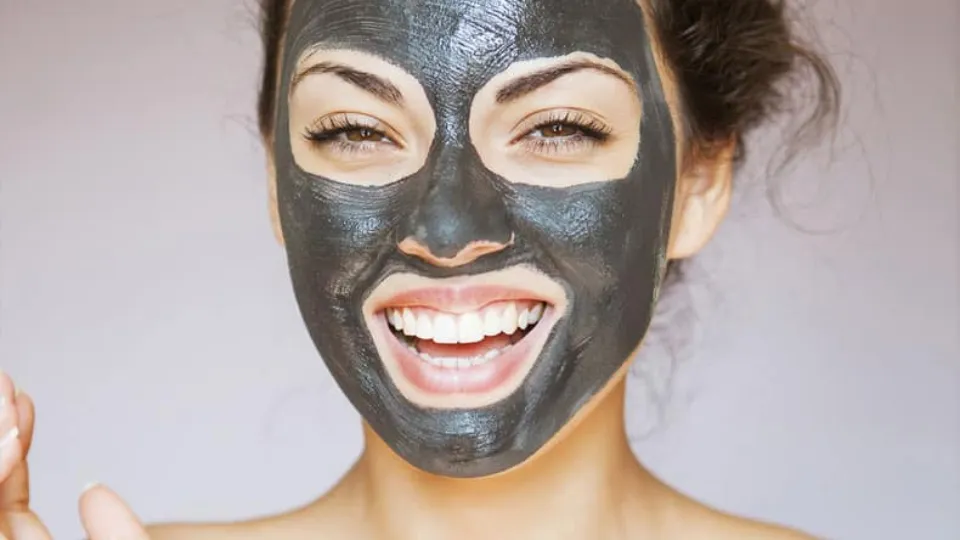 Карбонов пилинг за лице ваучер