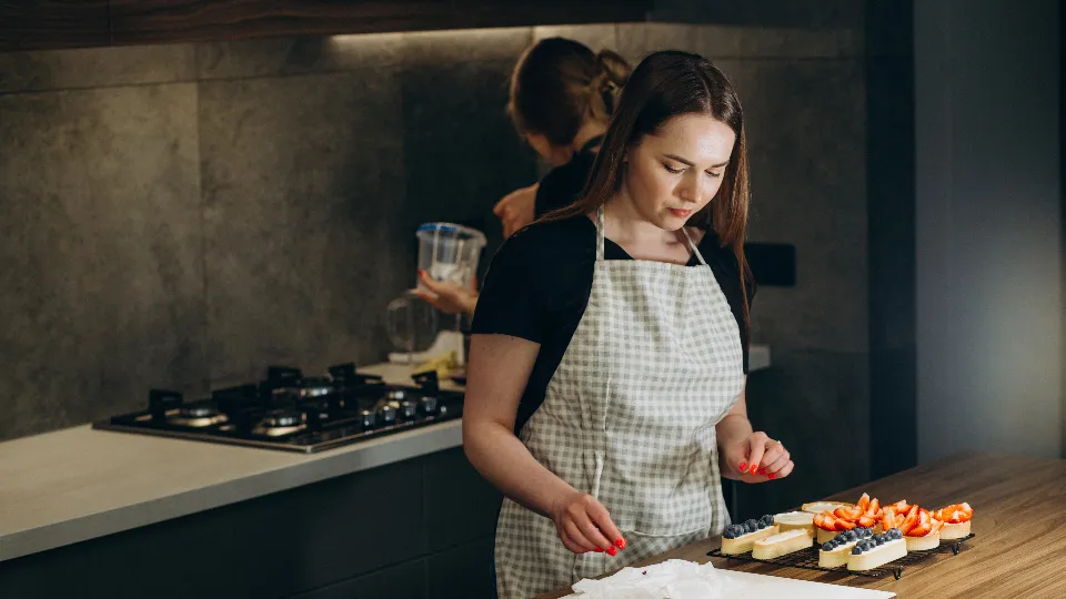 Сладки мигове с приятелки –  сподели вкусно изживяване! ваучер