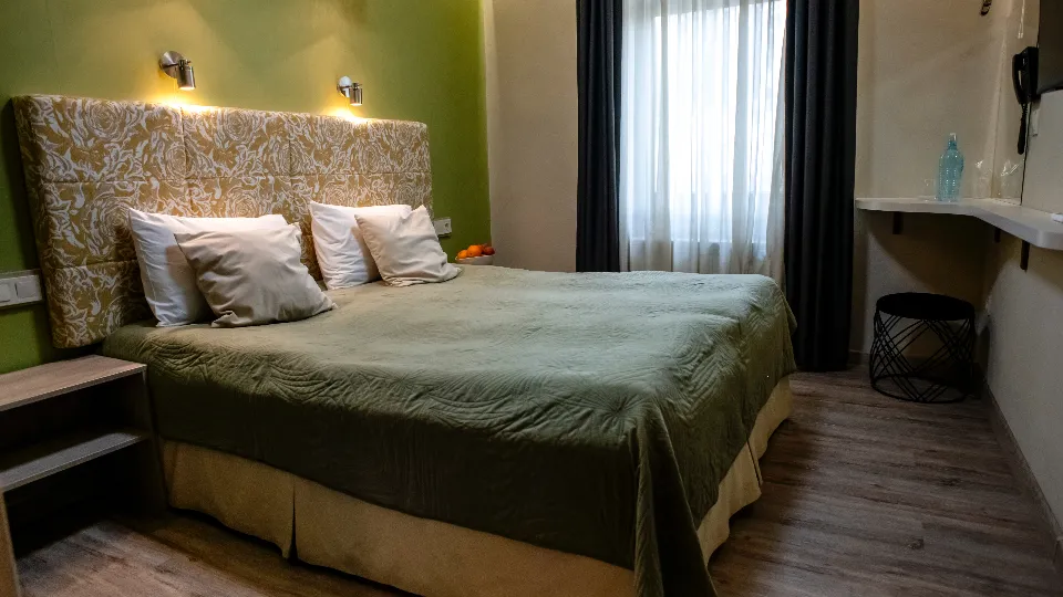 Историческа атмосфера и комфорт за двама в Ловеч