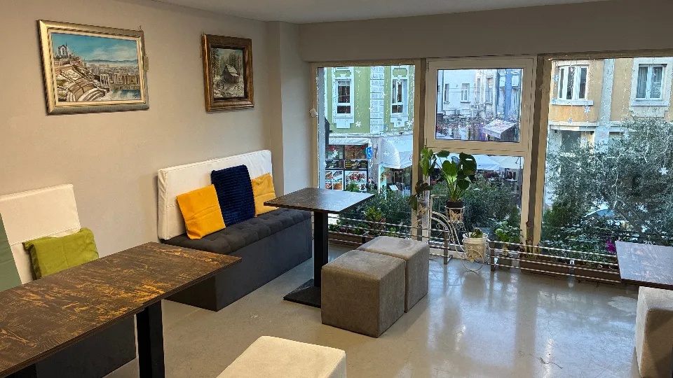 Романтика в Капана: Рисуване и бутилка вино за двама Пловдив - Капана