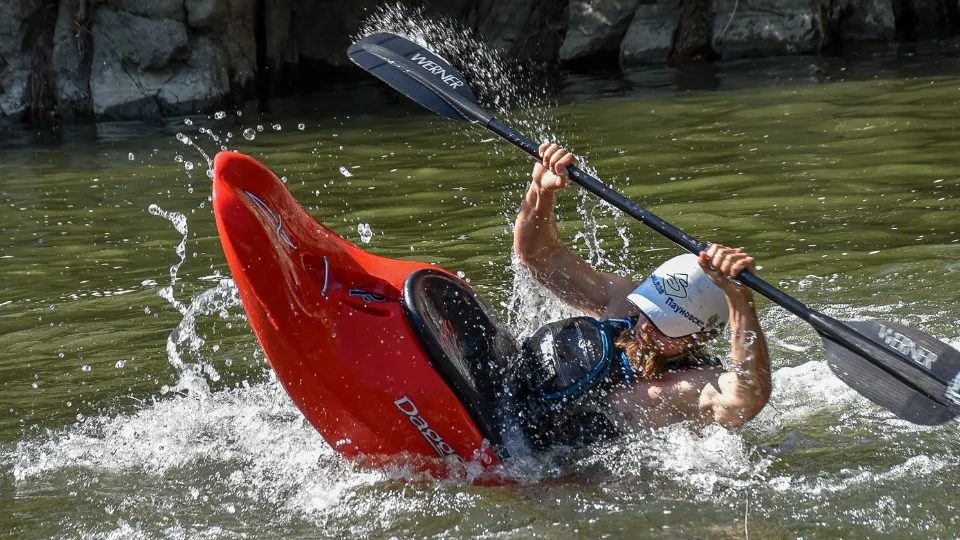 Курс за каяк в бързи води