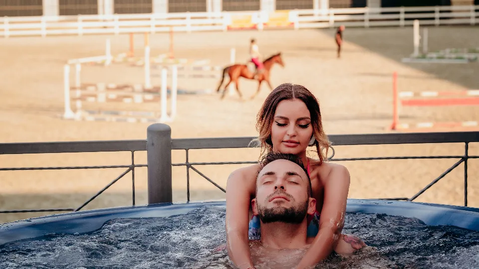 Дневен релакс със спа зона и езда за двама